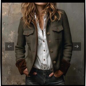 Women’s collar and cuff accented herringbone jacket. Lined. Size S. NWT. Brown.